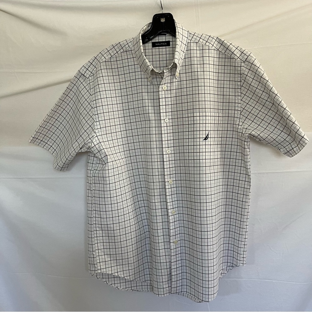Nautica Men’s Black and Blue Plaid Short Sleeve Button Down Up Shirt Size Large